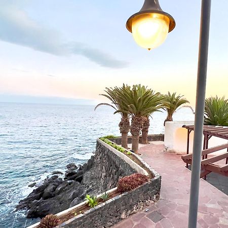 Alcamar Habitacion Privada Con Las Areas De Sala, Cocina Y Bano Que Se Comparten Cerca Al Mar! Alcala  Bagian luar foto