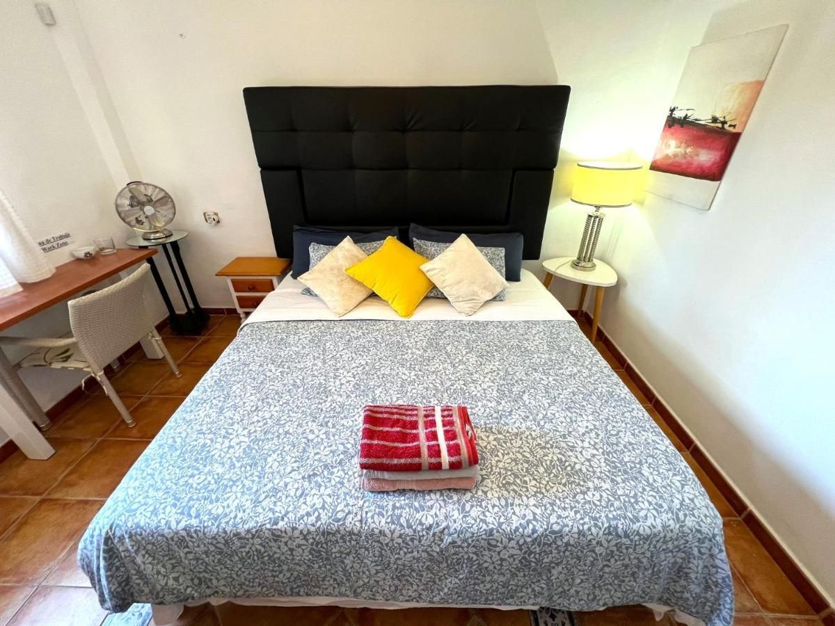 Alcamar Habitacion Privada Con Las Areas De Sala, Cocina Y Bano Que Se Comparten Cerca Al Mar! Alcala  Bagian luar foto
