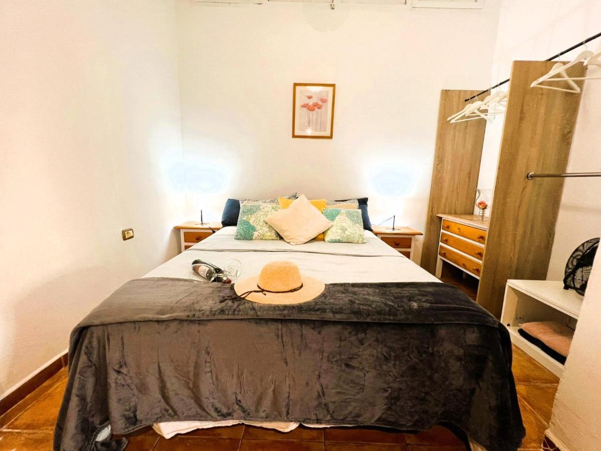 Alcamar Habitacion Privada Con Las Areas De Sala, Cocina Y Bano Que Se Comparten Cerca Al Mar! Alcala  Bagian luar foto