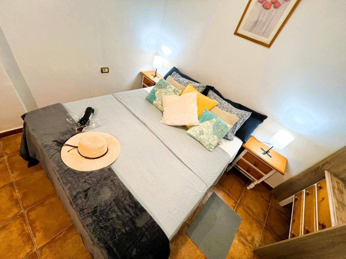 Alcamar Habitacion Privada Con Las Areas De Sala, Cocina Y Bano Que Se Comparten Cerca Al Mar! Alcala  Bagian luar foto