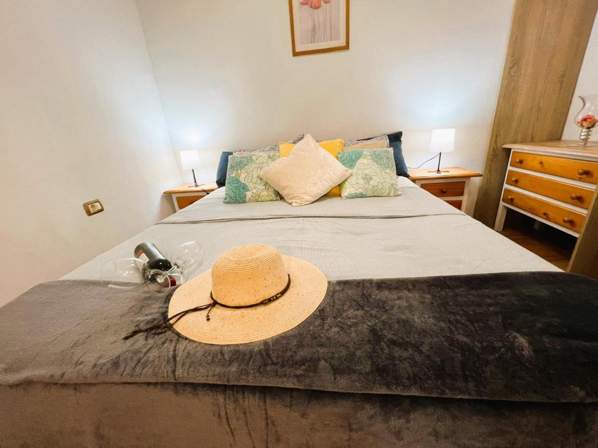 Alcamar Habitacion Privada Con Las Areas De Sala, Cocina Y Bano Que Se Comparten Cerca Al Mar! Alcala  Bagian luar foto