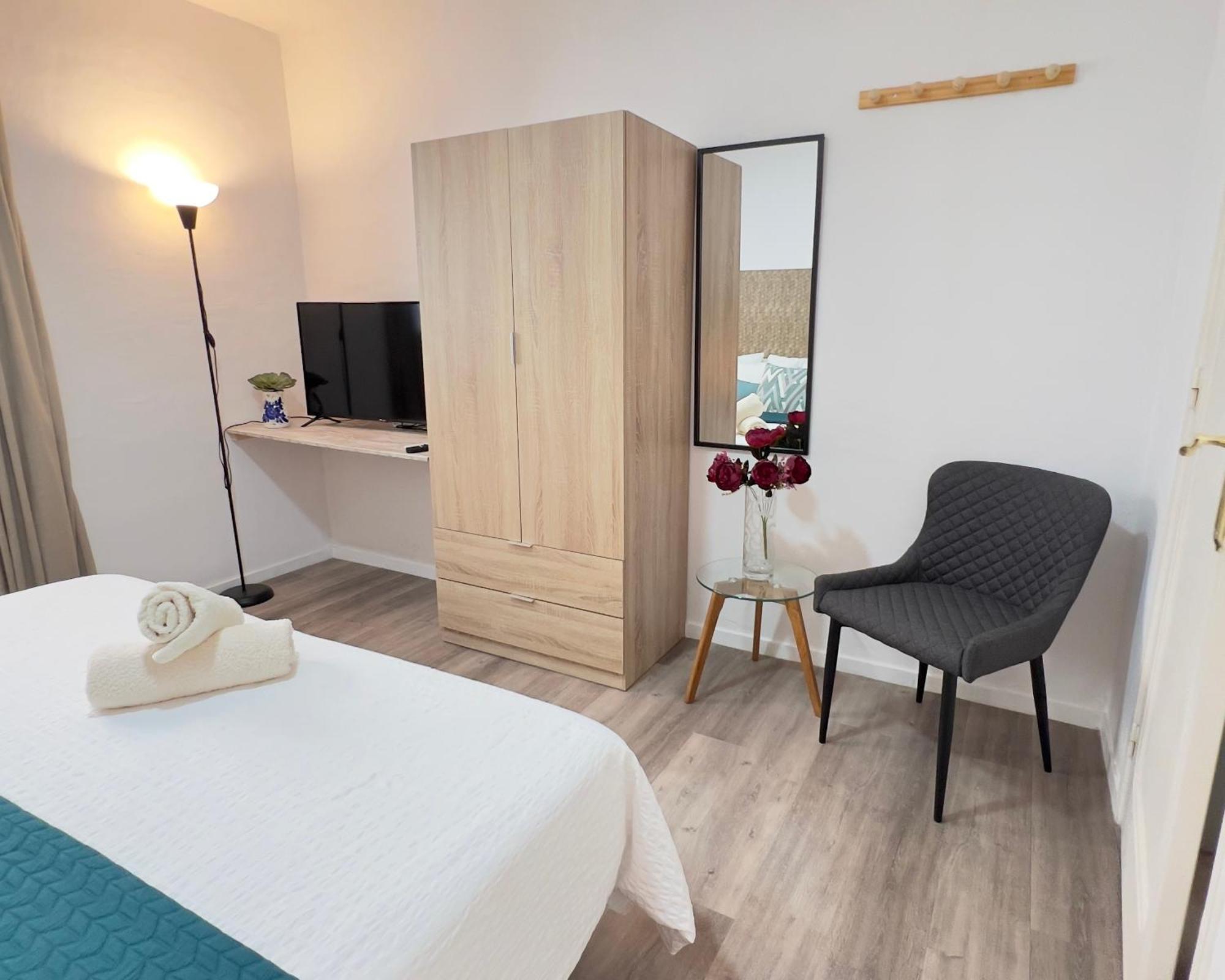 Alcamar Habitacion Privada Con Las Areas De Sala, Cocina Y Bano Que Se Comparten Cerca Al Mar! Alcala  Bagian luar foto
