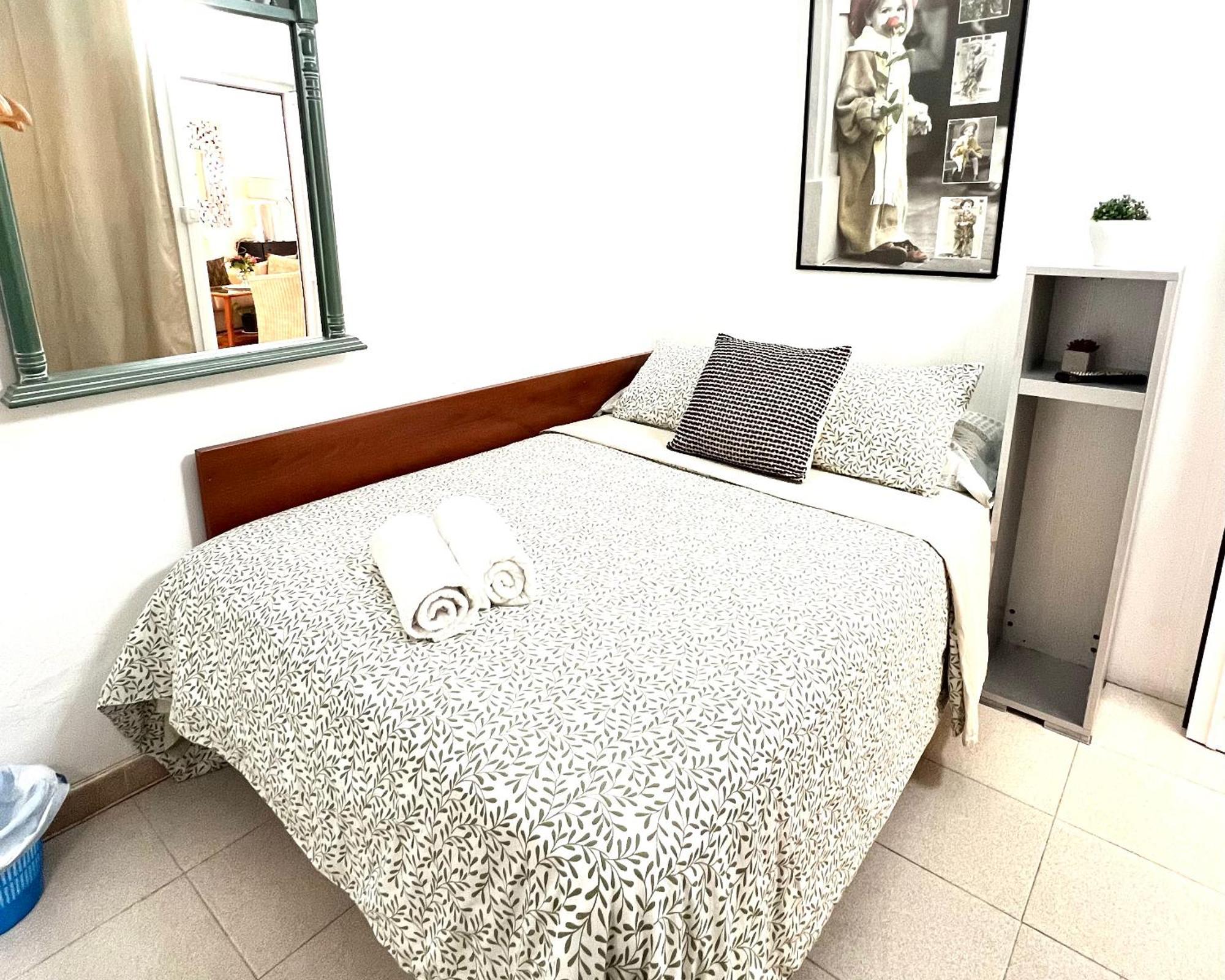 Alcamar Habitacion Privada Con Las Areas De Sala, Cocina Y Bano Que Se Comparten Cerca Al Mar! Alcala  Bagian luar foto