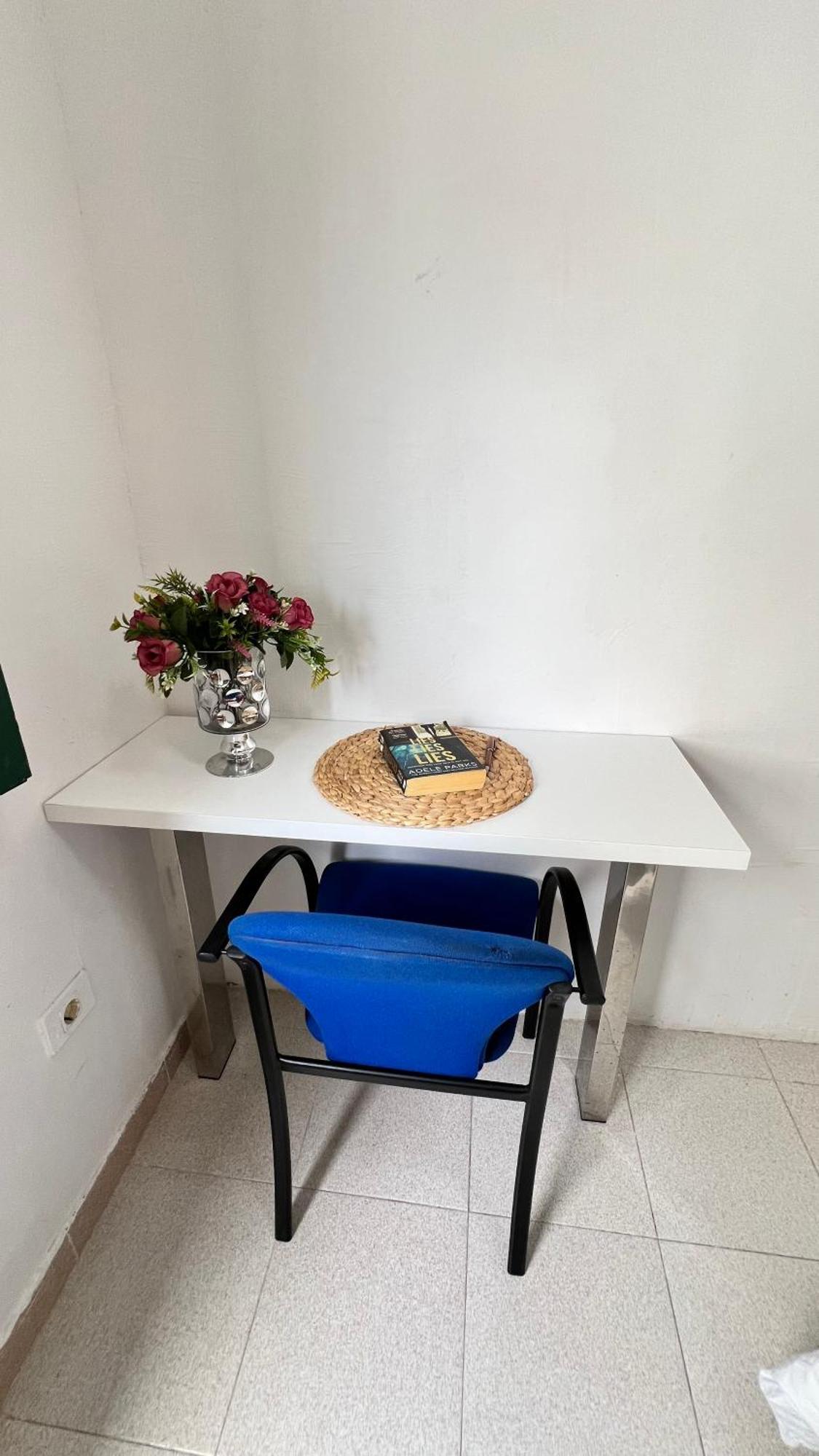 Alcamar Habitacion Privada Con Las Areas De Sala, Cocina Y Bano Que Se Comparten Cerca Al Mar! Alcala  Bagian luar foto